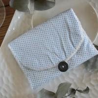 savonnette Pois bleu clair, fermer