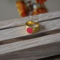 Grosse bague rouge 
